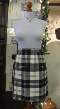 Ladies Mini Kilt 101 -Black & White Eriskine