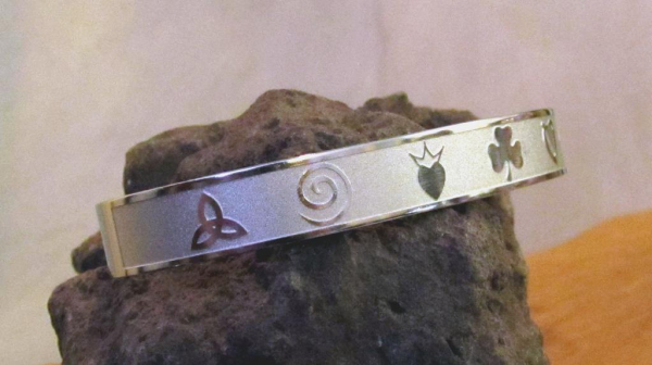 Magnetic Bangle Celtic Mystery MB6