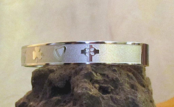 Magnetic Bangle Celtic Mystery MB6